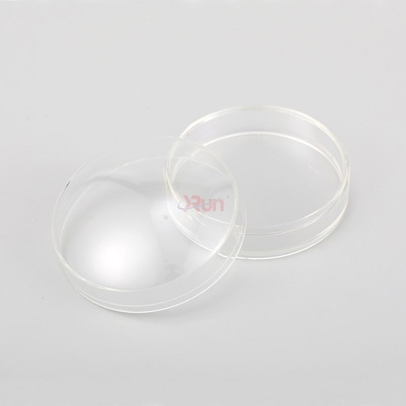 We manufacture food-grade polystyrene jars that pair with a custom plastic box and clear caps to provide safe and elegant tea packaging.